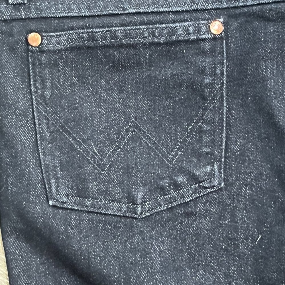 Wrangler Dark Wash Straight Leg Jeans High Rise Classic Fit - Picture 5 of 9